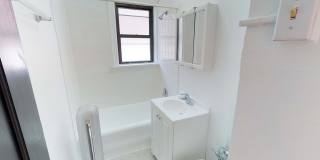 1440 E. 52nd Street Gallery 7