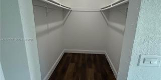 1450 NE 151st St Gallery 12
