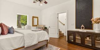 417 E Hildebrand Gallery 13