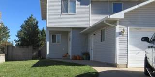 3 bed, 1.5 bathroom - Two Story Twin Home Gallery 1