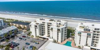 2100 OCEAN Drive Gallery 53