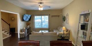 Cottage Glen Townhome. -- Full Furnished !!! Gallery 1