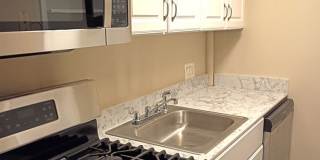 Modern Capitol Hill Location Basement Newly Renovated Unit with 1 Bedroom, 1 Bathroom, Gallery 5