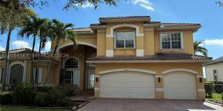 4607 SW 195th Ter Gallery 1