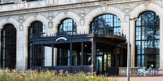 Shoreland Apartments Gallery 6