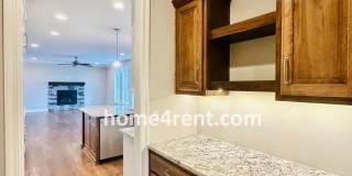 Nearly New Luxury Home in Blue Valley Schools! Gallery 30