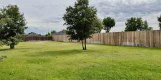 Gorgeous 4/2/2 in Bella Mia Estates! Lubbock-Cooper ISD! Gallery 38