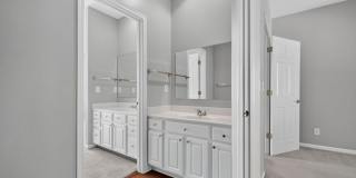 15552 Smithfield Drive Gallery 31