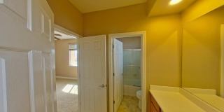1692 Woodhaven Cir. Gallery 35