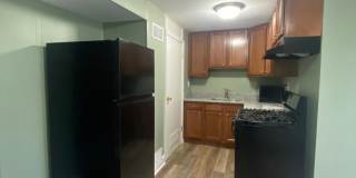 Dundalk - 3 bedrooms and 1 baths Available! Gallery 1