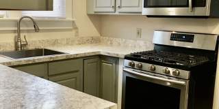 1101 West 4th Street Gallery 6