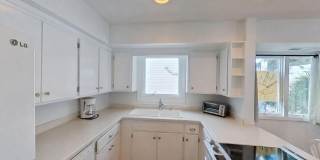 120 S Lumina Avenue S Gallery 8