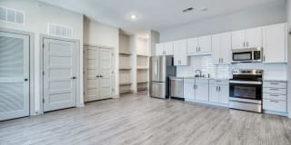 655 East Bay Gallery 6