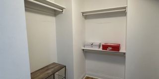 201 E Chestnut Street Gallery 10