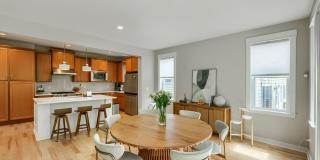5bd/3.5ba Bellevue Hoome Gallery 11