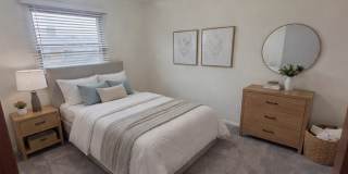 English Conway Place Gallery 22