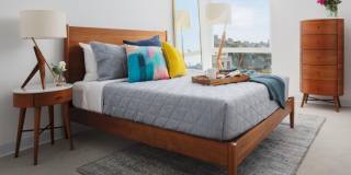 Lincoln Square Gallery 9