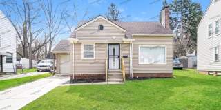 17916 North Boulevard Gallery 1