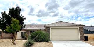 Beautiful 3 Bedroom Home in Hualapai Shadows! *HOME IS CURRENTLY OCCUPIED, PLEASE DO NOT DISTURB THE TENANTS* Gallery 1