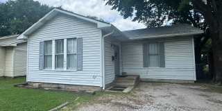 Two Bedroom Centrally Located in Ardmore Gallery 1