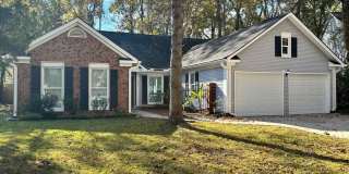 Move In Ready~ Beautiful 4 BR Home Available in Dorchester 2 School District! Gallery 1