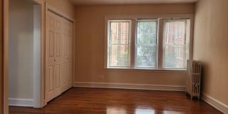 Belmont-Cragin One Bed/1 Bath! Cats welcome **Income Guidelines Apply** Gallery 8