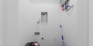 907 Homestead Rd S lot: 1 Gallery 23