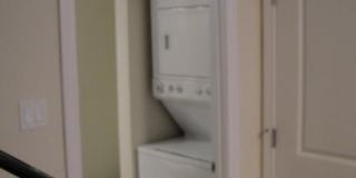 Charming Single Family-No Broker Fee Gallery 4