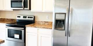 Like New 3/2 Northside home Gallery 20