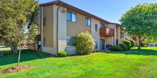 7624 Manor Circle Gallery 1