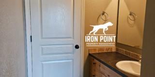 AV16564 AV16564 Gallery 24