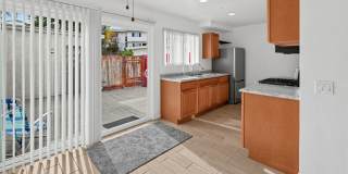 3 Bed / 1.5 Bath Townhome! Gallery 6