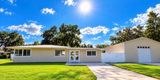 SUPER CUTE 2 BEDROOM, 2 BATH HOME – POWER & WATER INCLUDED! Gallery 1