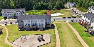 Available Now – 3-Bedroom End-Unit Townhome with 1-Car Garage in Townes at Courtney Creek, Durham Gallery 65
