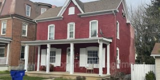 605 N Mulberry Street Gallery 1