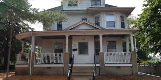 110 UNIVERSITY Boulevard Gallery 1