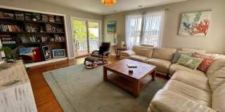 44 Warren Street Gallery 11