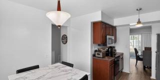 2523 Robinson Place Gallery 3