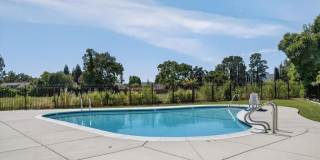 1033 Mohr Ln Gallery 24