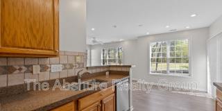 1713 Kudrow Lane - 1 Gallery 24