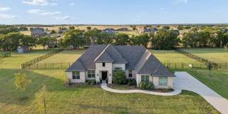 330 Waterview Drive Gallery 1