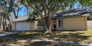 200 ARBOR DRIVE W Gallery 1