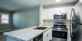 The Lido Apartments - Senior Living Gallery 18