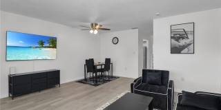 3225 E Riverside Drive Gallery 5
