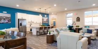 Huntington Exchange Dover Gallery 27