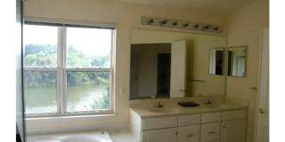 21505 TROWBRIDGE SQ Gallery 7