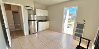 1541 NE 13th St Gallery 2