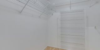 311 Glasgow Lane Gallery 22