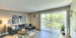 Eagle Creek Apartments Gallery 36