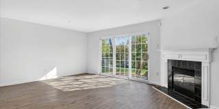 $2295 3 bedroom 2.5 bathroom Gallery 4